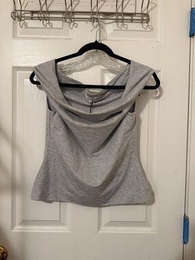 Aritzia Top